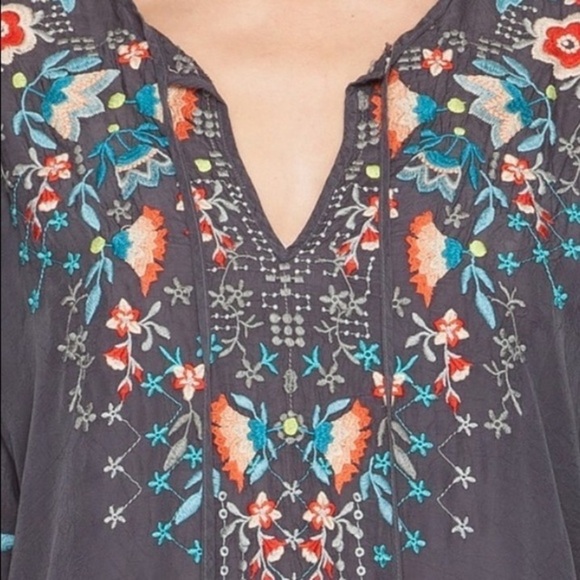 Johnny Was Julie Sunrise Embroidered Blouse Size XS - Picture 4 of 11